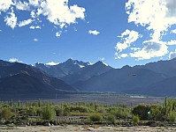 Blick über das Indus-Tal zum Stok Kangri