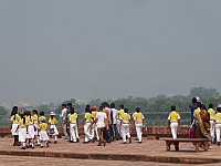 Taj Mahal - indische Schülergruppen